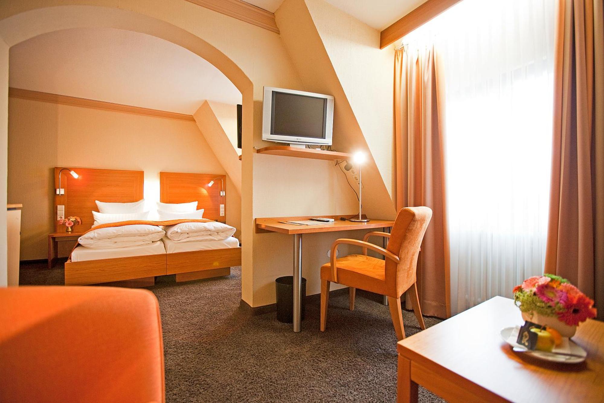 Hotel Krone Ohg Gerlingen Cameră foto